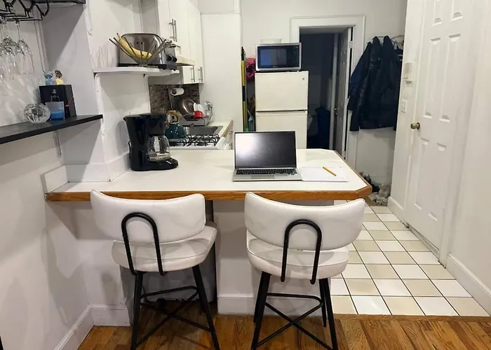 528A) Luxury City Condo
